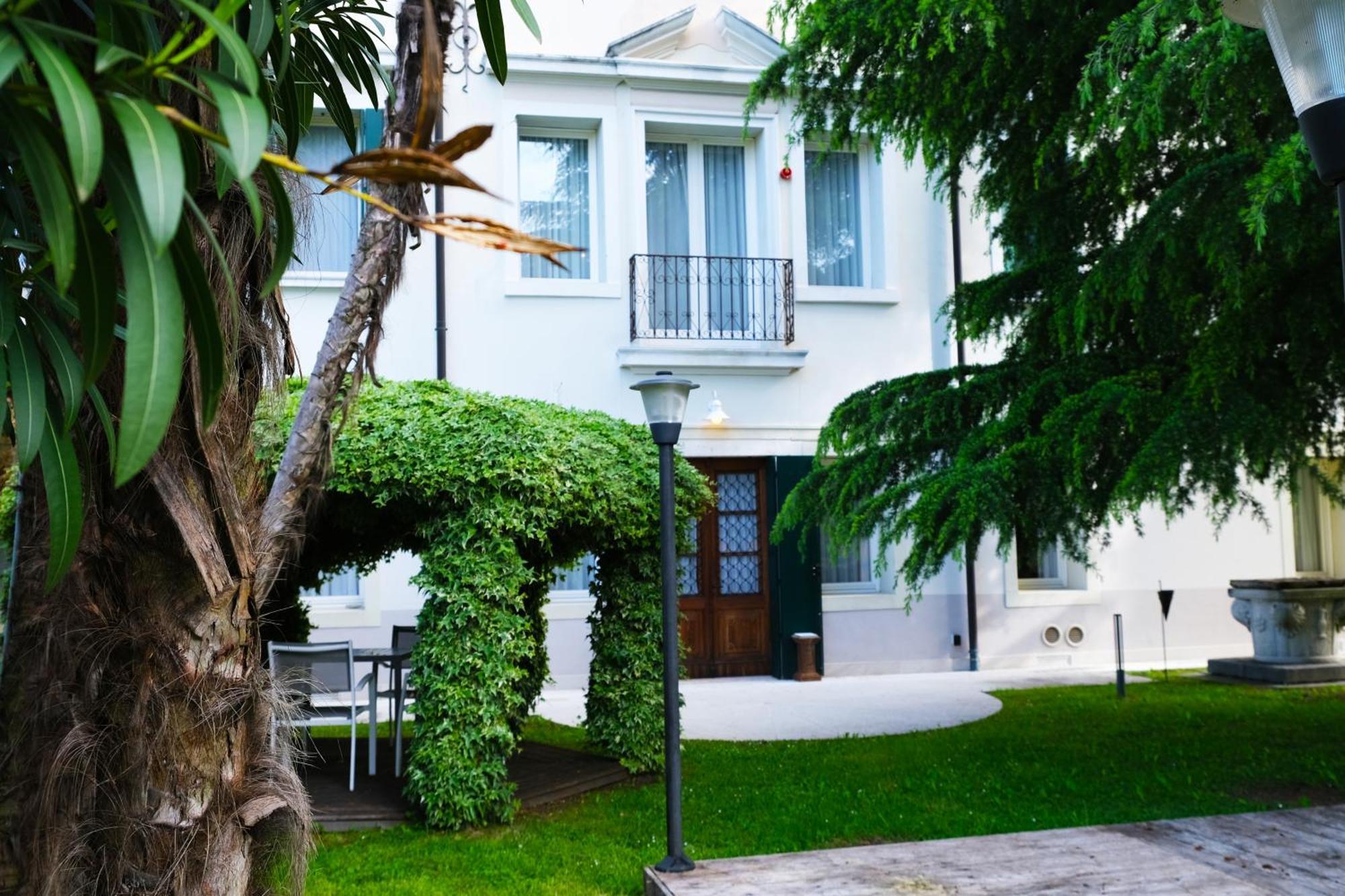 Hotel Villa Ca Damiani Caneva Ngoại thất bức ảnh